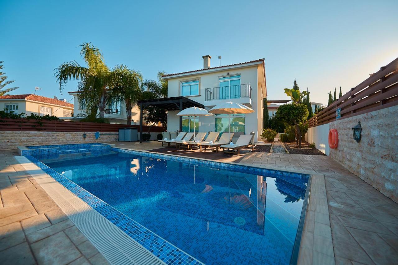 Beach Front Bella Vista By Ezoria Villas Protaras Exterior photo