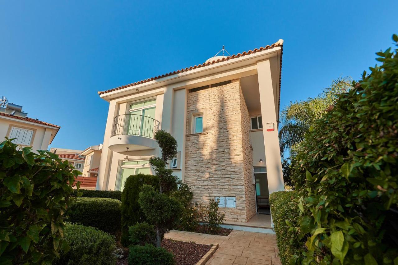 Beach Front Bella Vista By Ezoria Villas Protaras Exterior photo