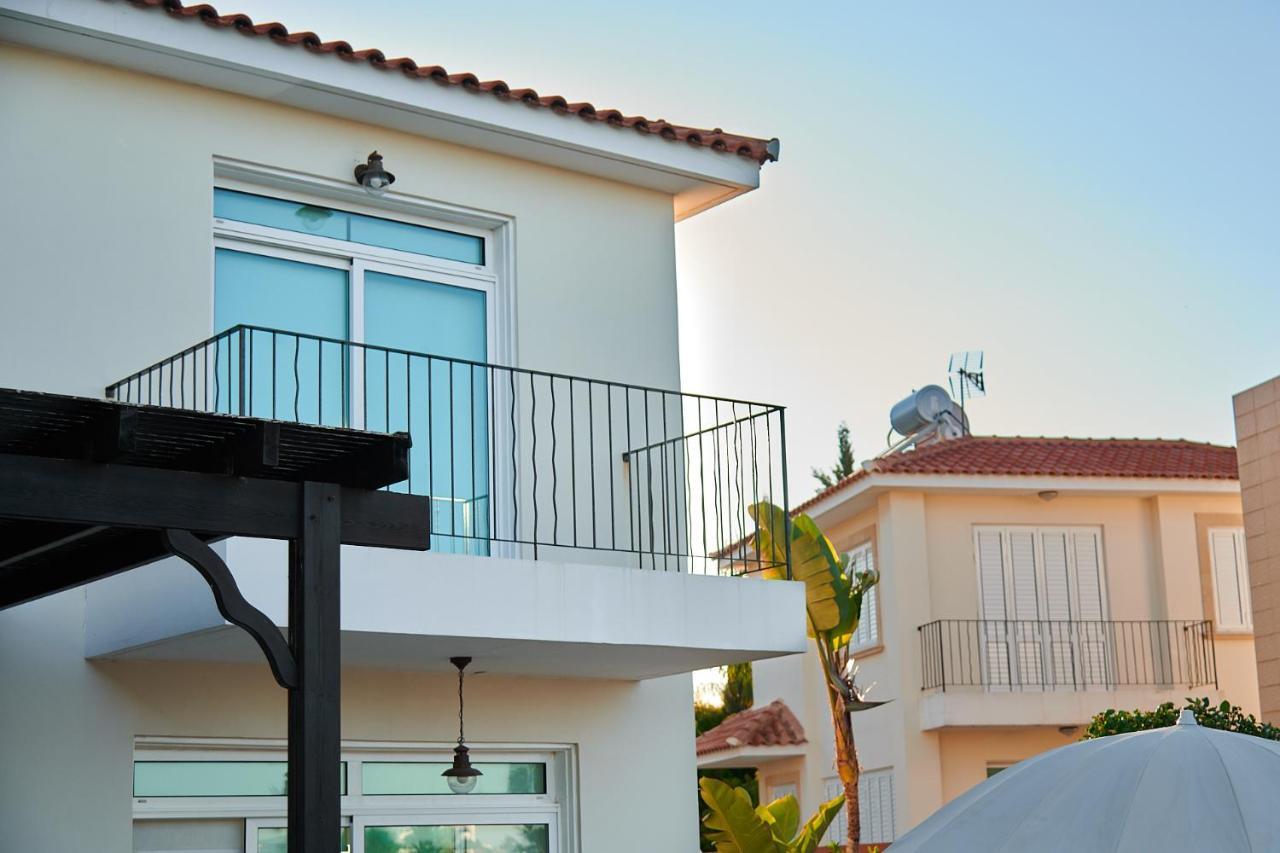 Beach Front Bella Vista By Ezoria Villas Protaras Exterior photo